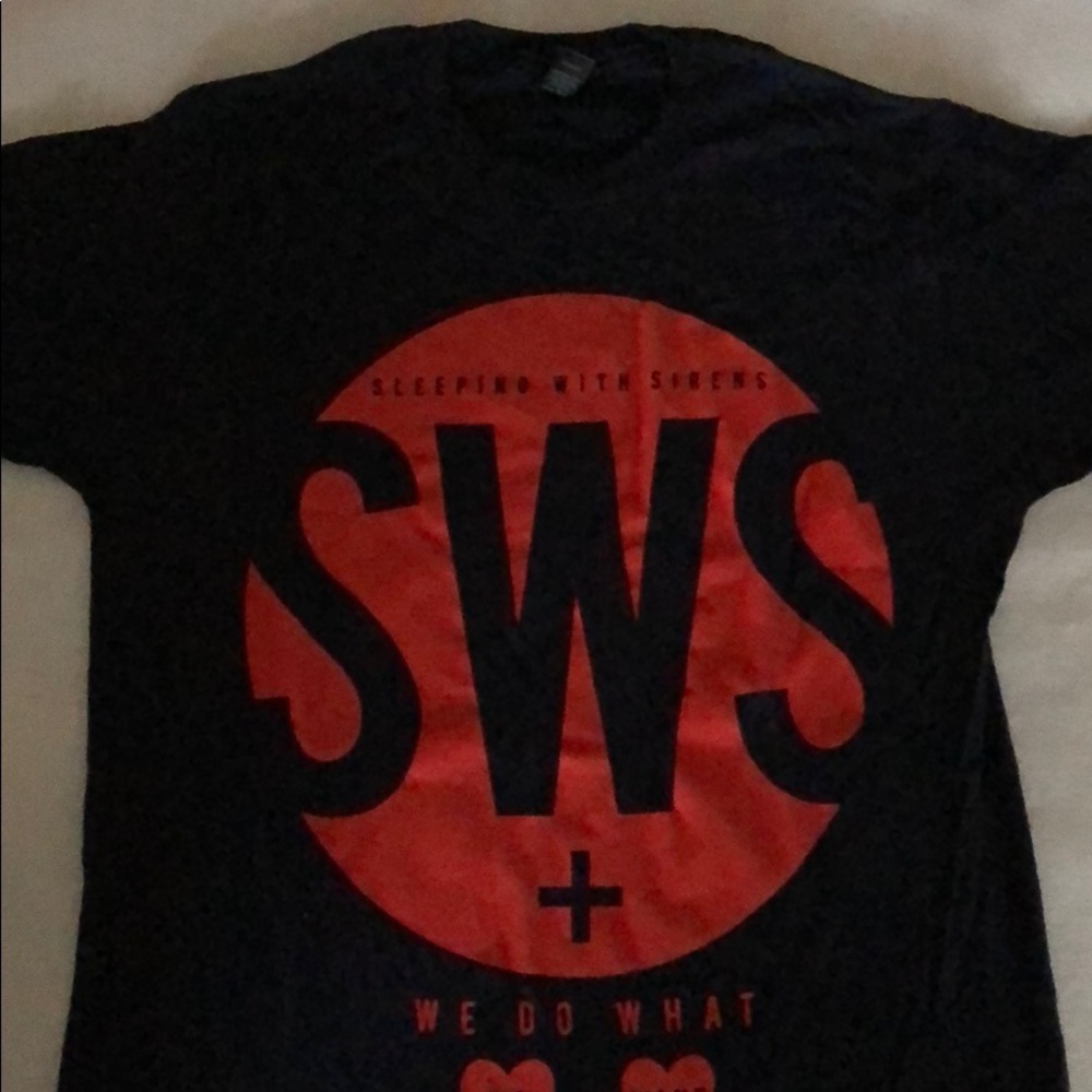 Men’s Sleeping With Sirens tee